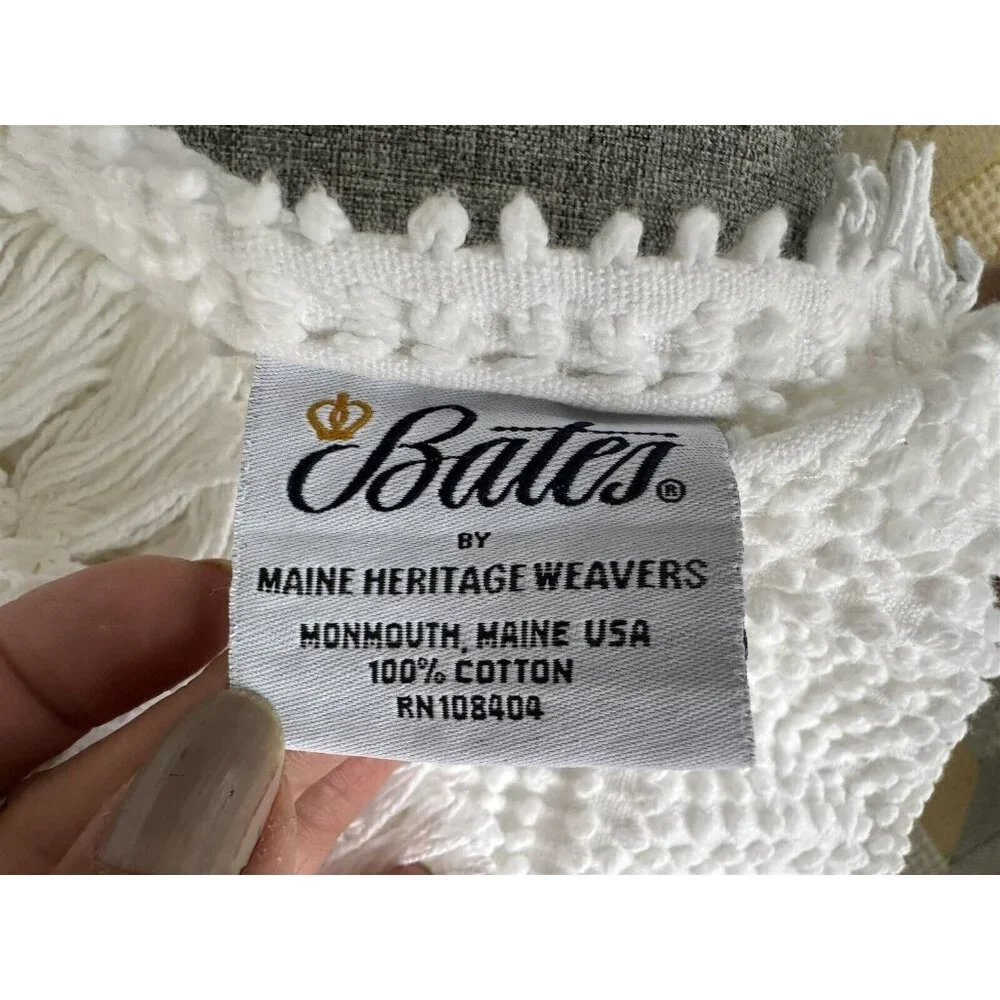 Bates by Maine Heritage Weavers White Bedspread Chenille Full Size
